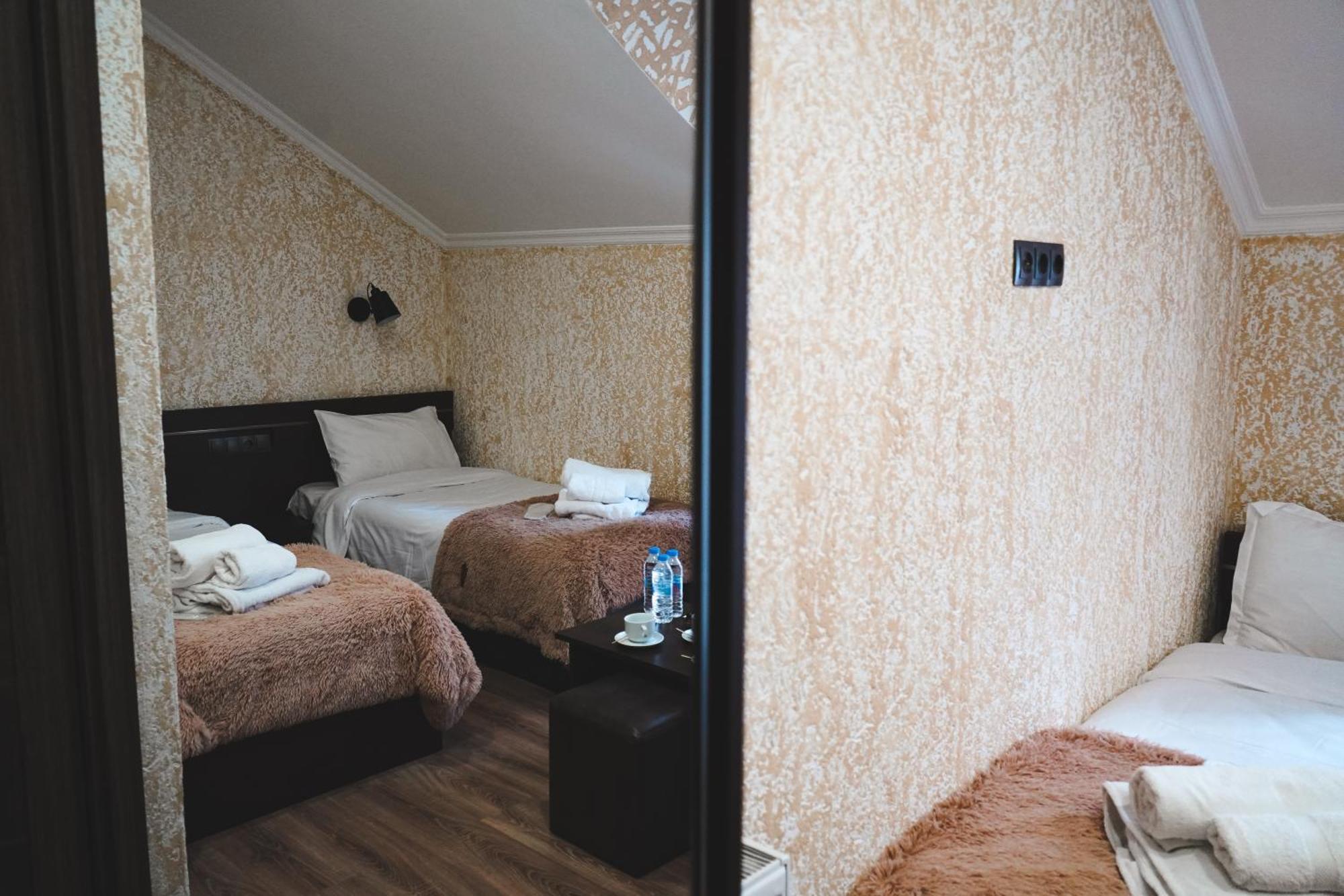 Hotel Toliketi Stepancminda Exteriér fotografie