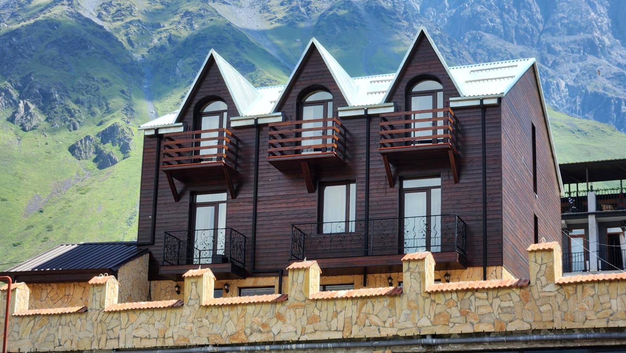 Hotel Toliketi Stepancminda Exteriér fotografie